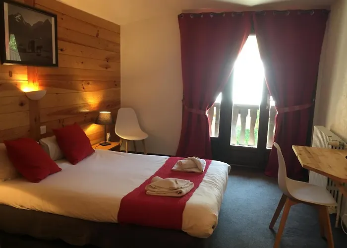 Valentin Pied Des Pistes Отель