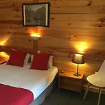Valentin Hotel *